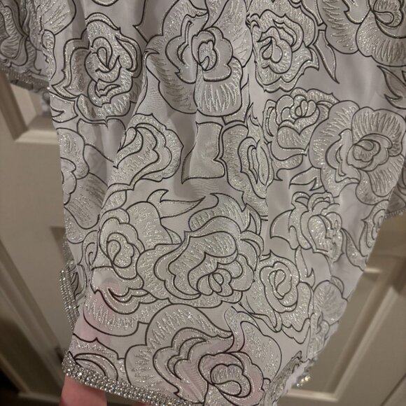 Prelude Women's Floral Glitter Print Overlay Top with Rhinestone ~ NWT ~ Large - Picture 2 of 13